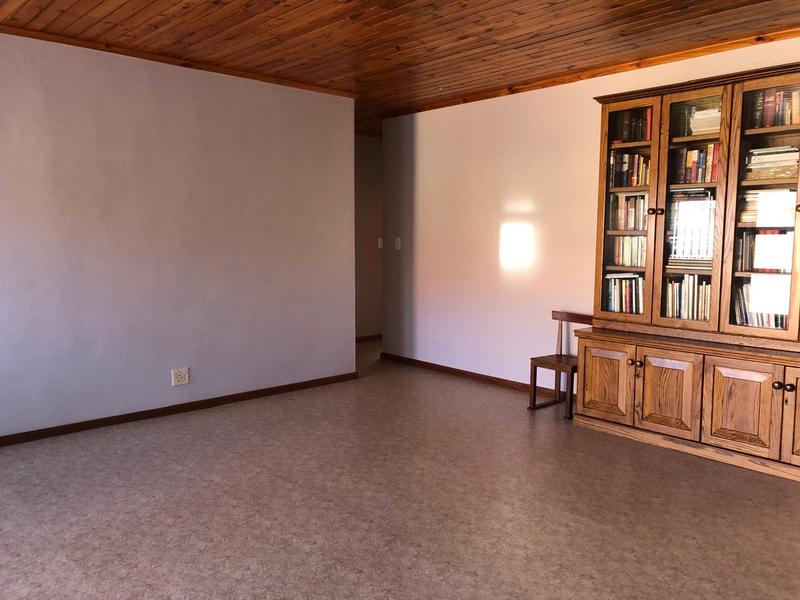 5 Bedroom Property for Sale in Franskraal Western Cape